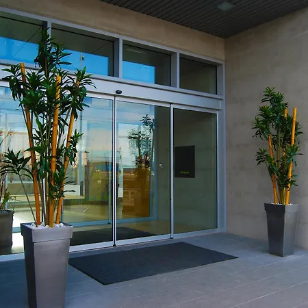 Ele Hotelandgo Arasur 호텔