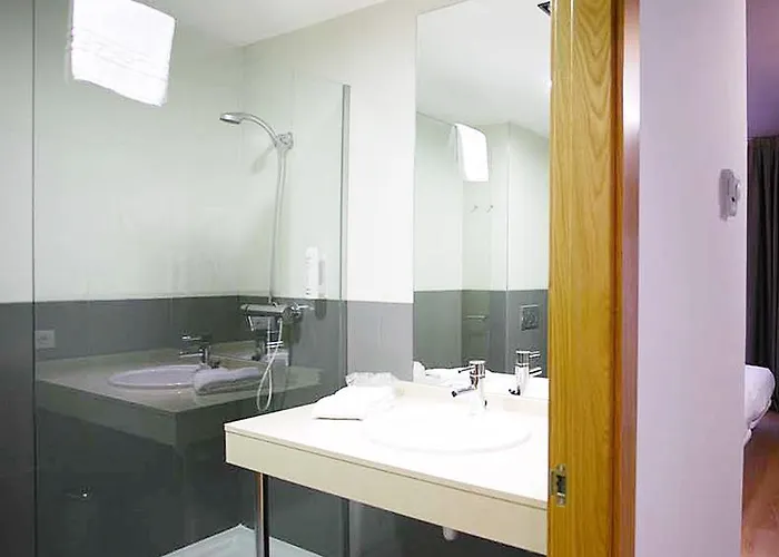 Ele Hotelandgo Arasur Ribera Baja (Alava)