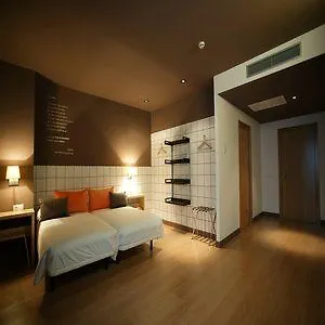 Ele Hotelandgo Arasur 3*