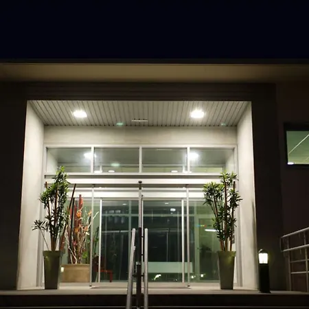 Ele Hotelandgo Arasur Hotel 3*