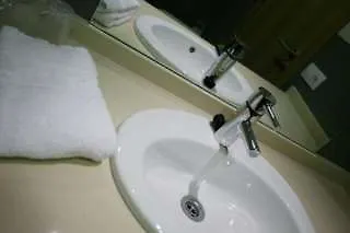 Ele Hotelandgo Arasur Hotell