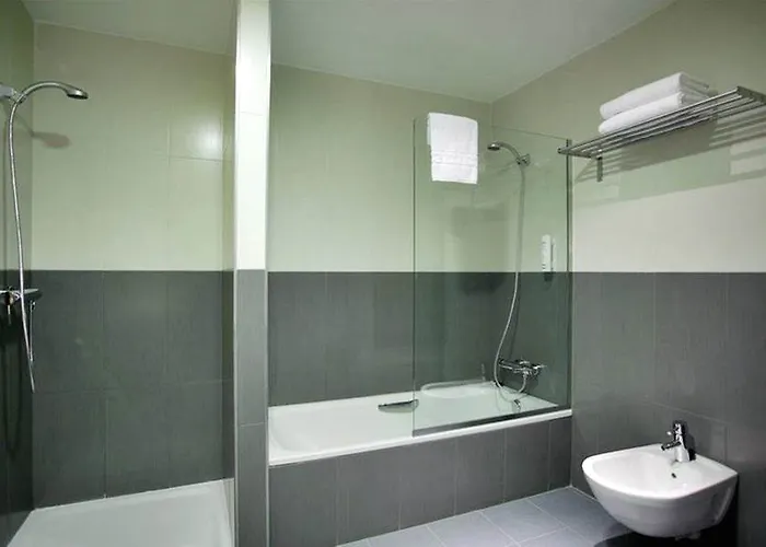 Ele Hotelandgo Arasur 3*